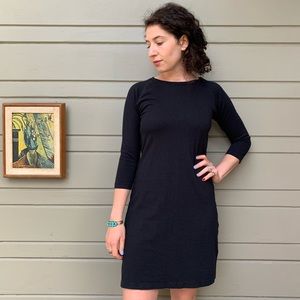 Casual three quarter length sleeve t-shirt dress